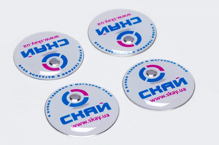 Печать стикеров на прозрачной плёнке на заказ в Москве