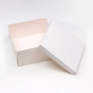Изготовление коробок крышка-дно 30x30 см дешево