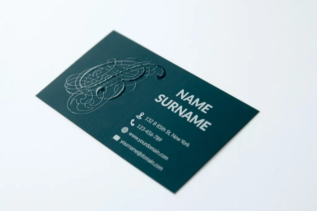 Изготовление визиток с шелкографией