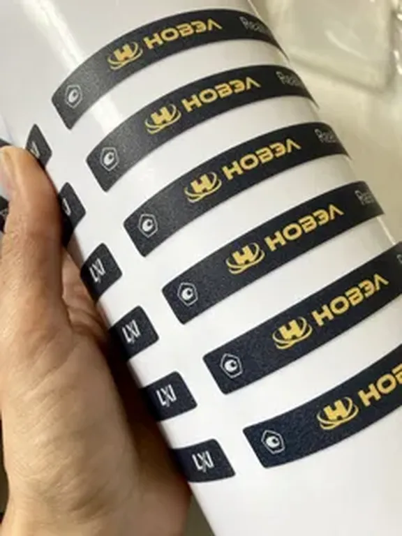 Печать этикеток Soft Touch недорого в tprint | фото 4 Печать этикеток Soft Touch недорого в tprint | фото 4