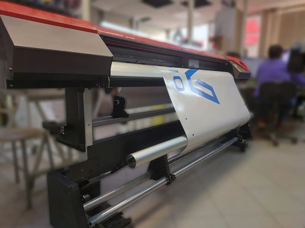 Печать виниловых наклеек недорого в tprint | фото 5 Печать виниловых наклеек недорого в tprint | фото 5